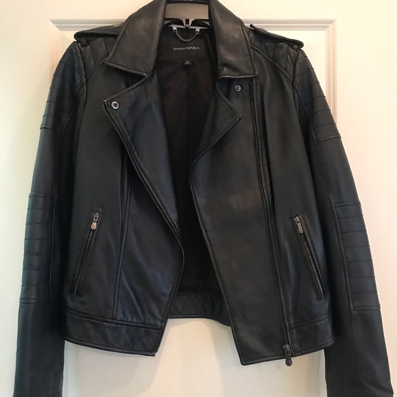 Banana Republic Jackets & Blazers - Banana Republic leather moto jacket szM